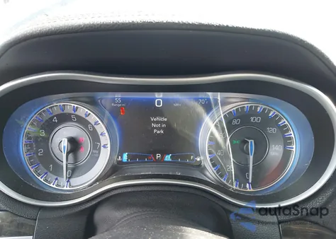 2016 Chrysler 300C z USA, uszkodzony, nr VIN 2C3CCAEG2GH295712